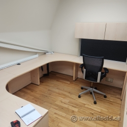 Links Blonde U-Suite Collaborative Shared Cubicle Workstation